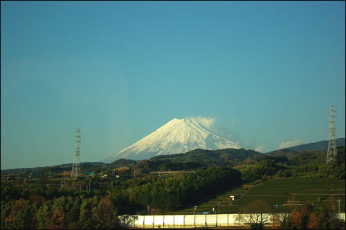 도쿄~오사카 신칸센 열차에서 본 후지산(2006. 12. 17) 